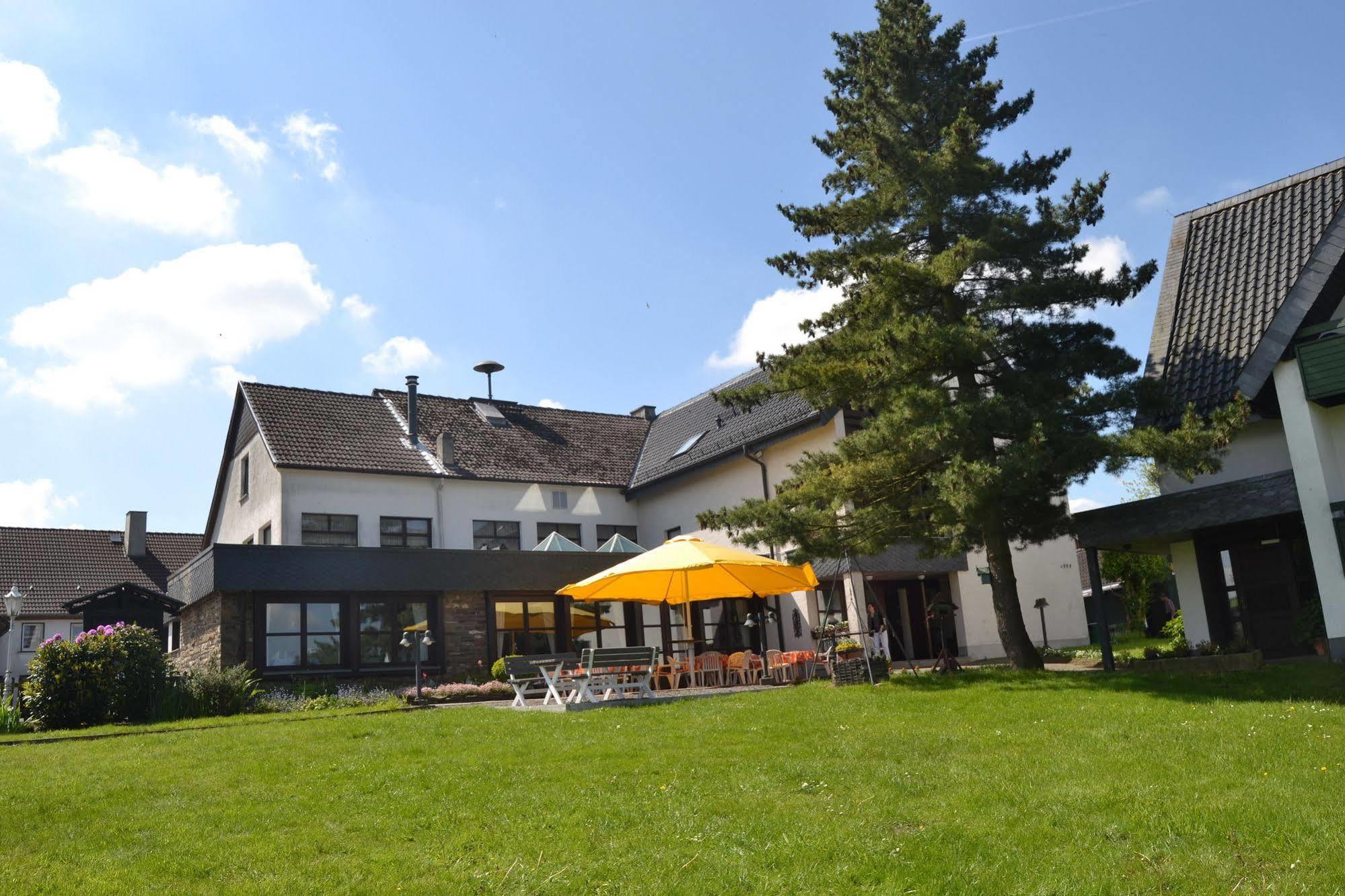 Gasthof Spelsberg Altena Bagian luar foto